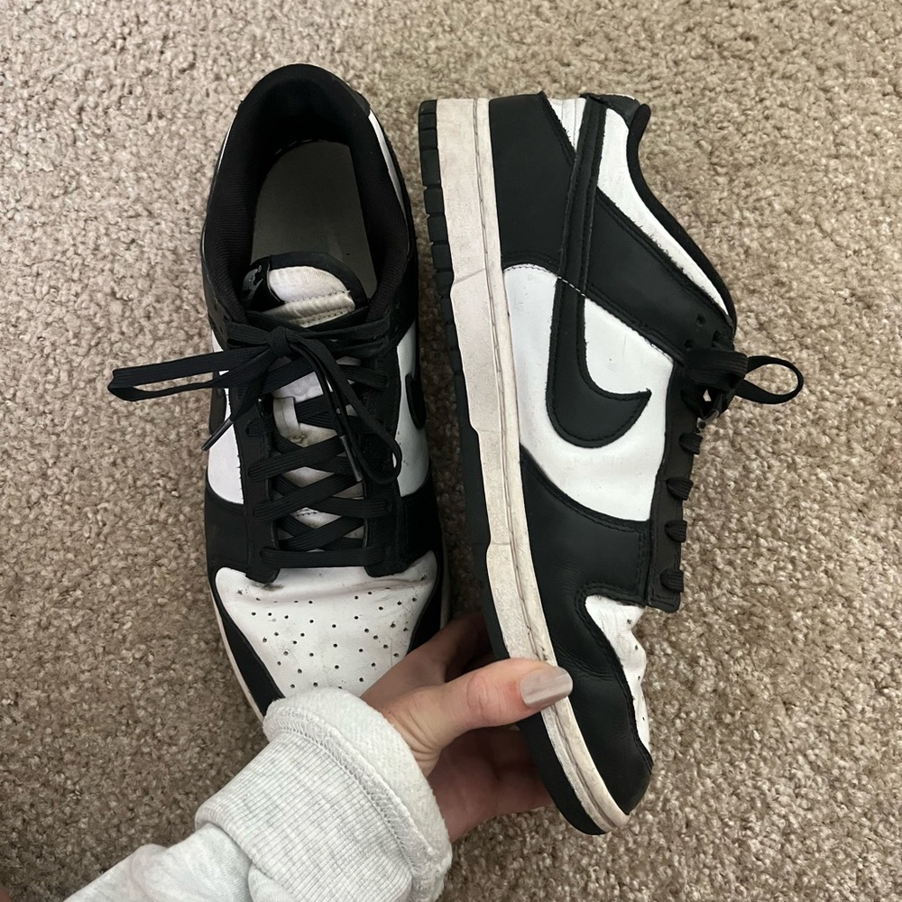 Nike Dunks - Picture 4 of 4
